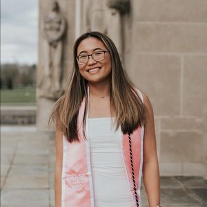 Meet your Posher, Denise